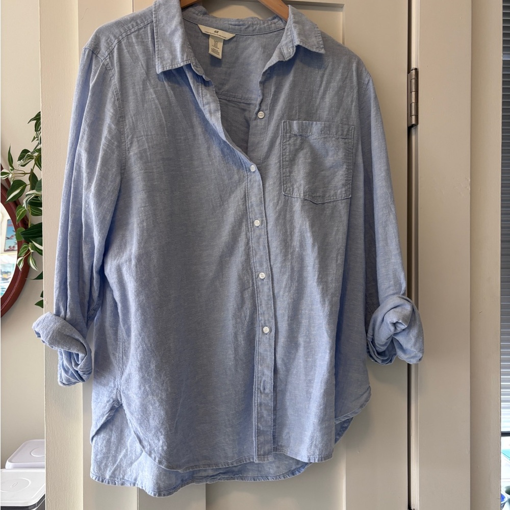 H&M light blue button down